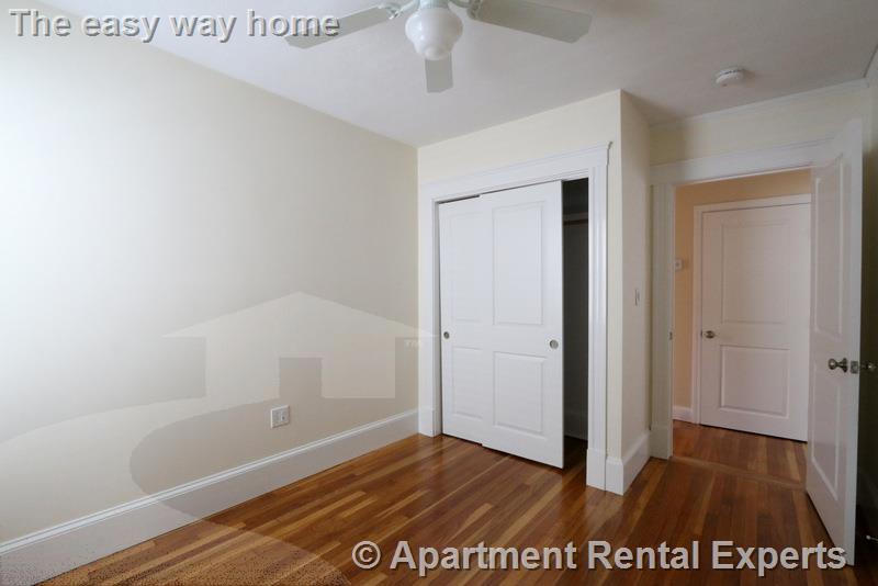 38-38A Medford St, Ball Square