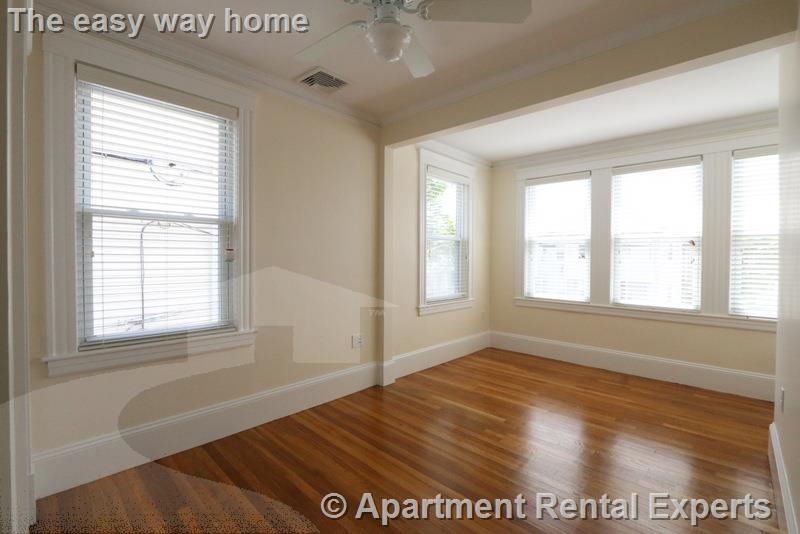 38-38A Medford St, Ball Square