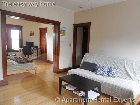 19 Pleasant St, Central Square