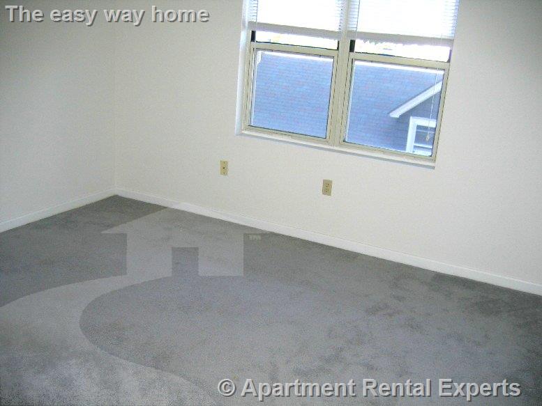 175 Beacon St, Ward Two