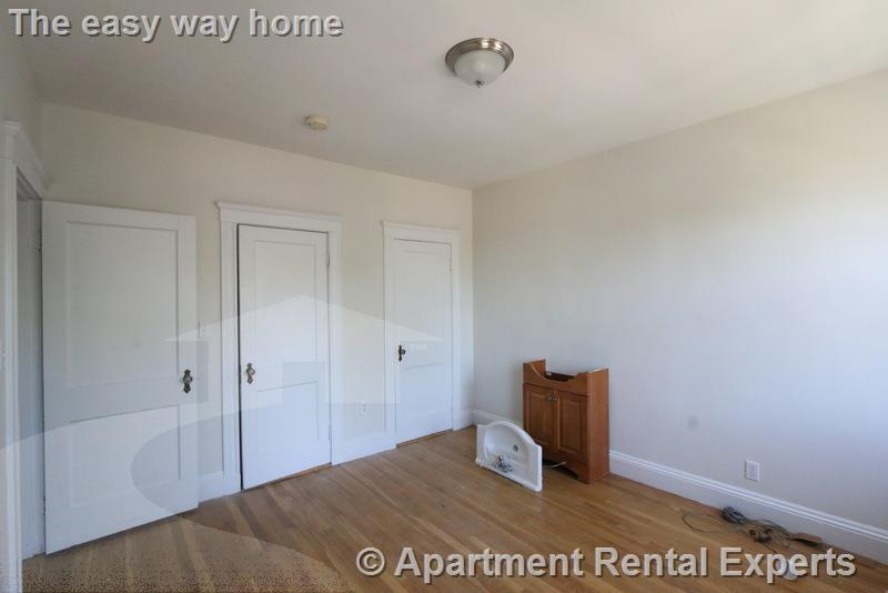 28 Langdon St, Harvard Square