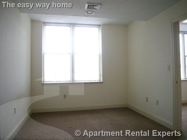 15 Pearl St, Central Square