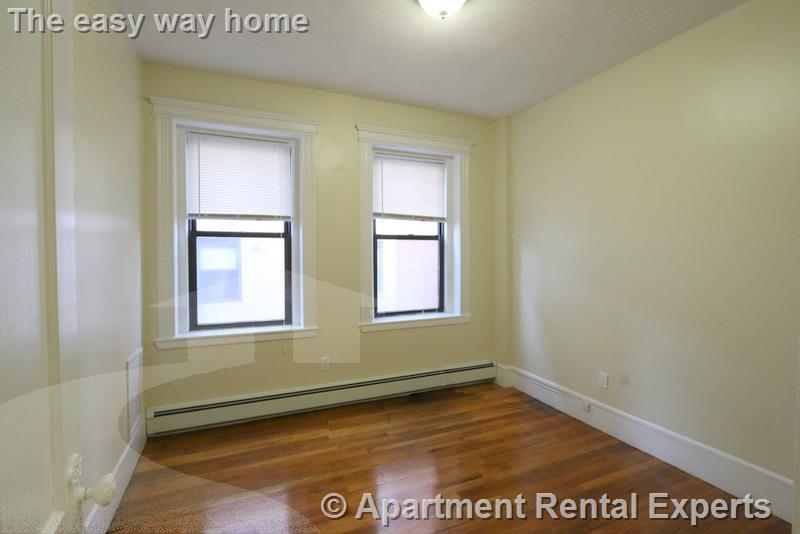 77 Hancock St, Central Square