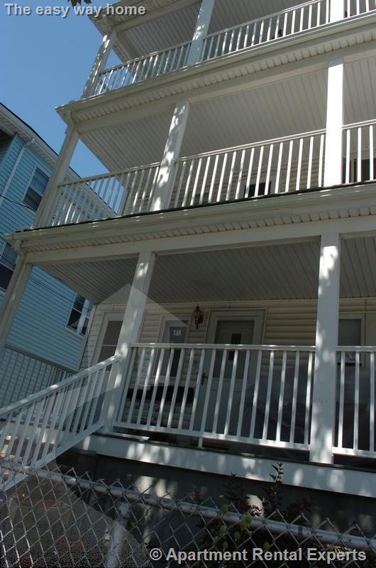 224 Cedar St, Davis Square