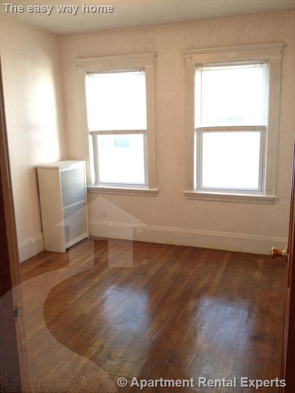 224 Cedar St, Davis Square