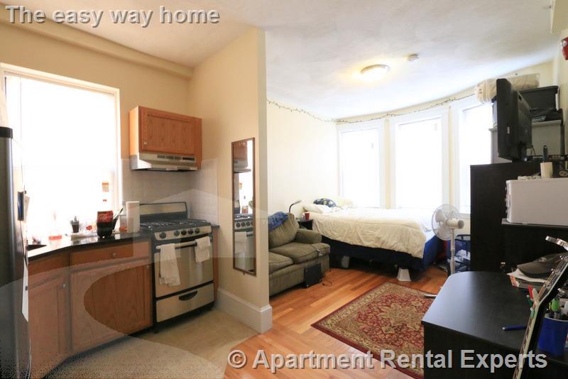 77 Hancock St, Central Square