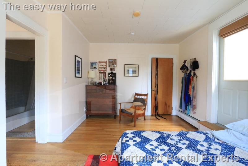 220 Banks St, Riverside