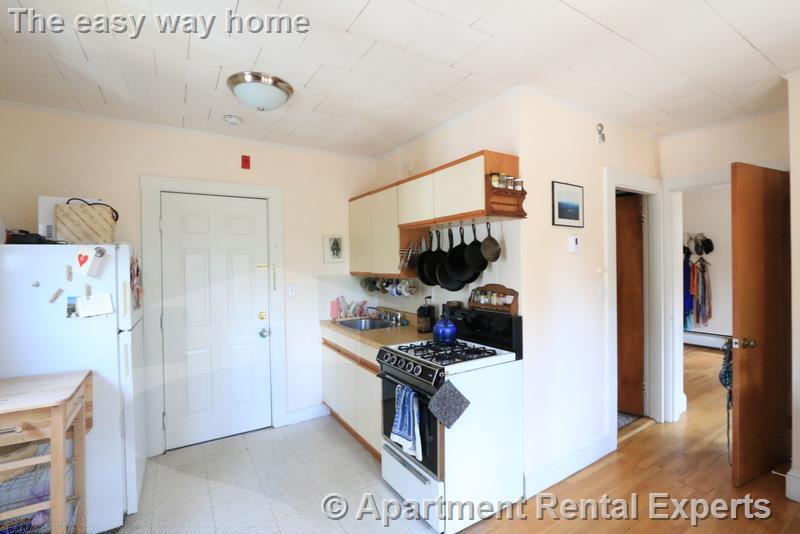 220 Banks St, Riverside