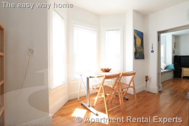 216 Banks St, Riverside