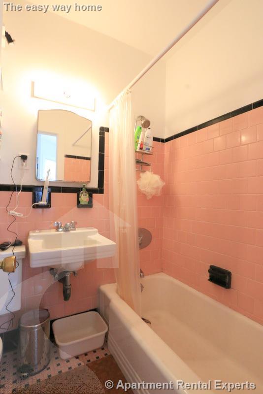 216 Banks St, Riverside