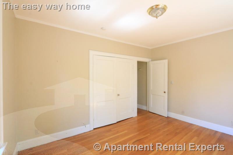 4 Cogswell Ave, Porter Square