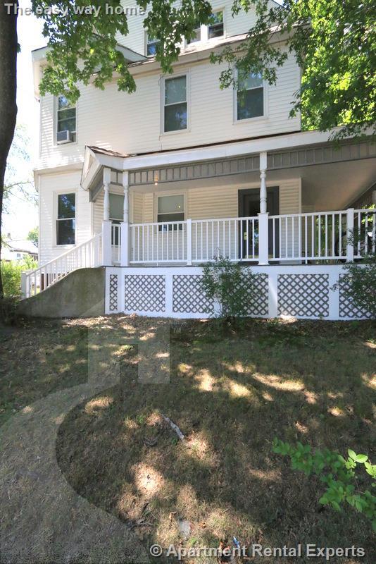 138 Sycamore St, Winter Hill