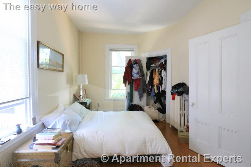 138 Sycamore St, Winter Hill