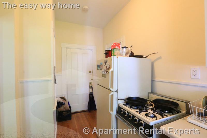 138 Sycamore St, Winter Hill