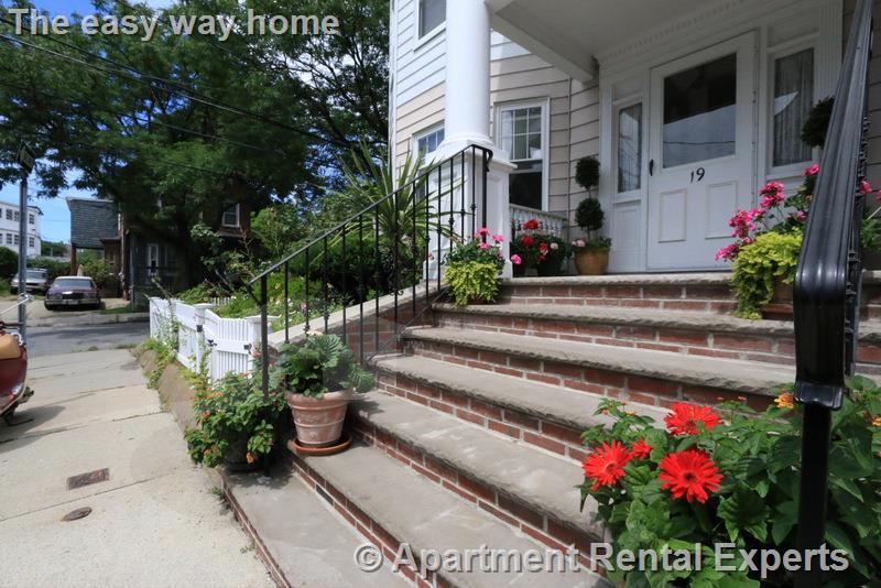 19 Park Ave, Davis Square