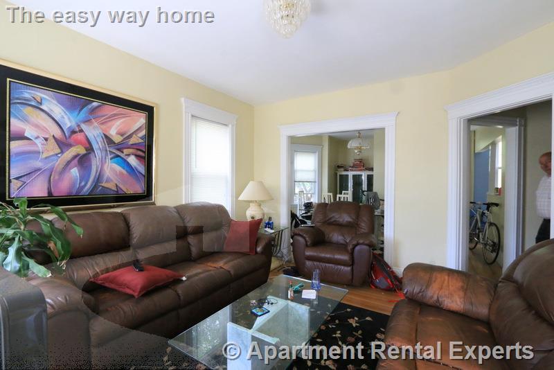 19 Park Ave, Davis Square