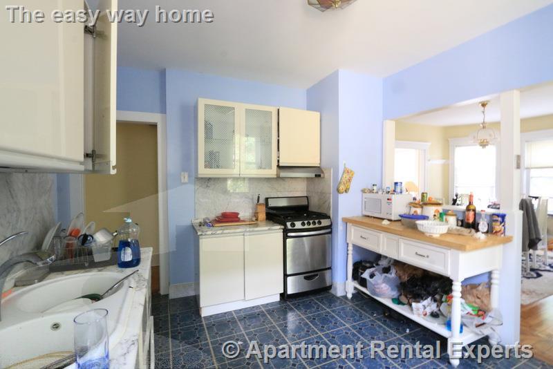 19 Park Ave, Davis Square