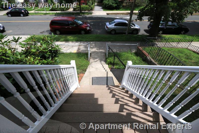 188 Powderhouse Blvd, Tufts