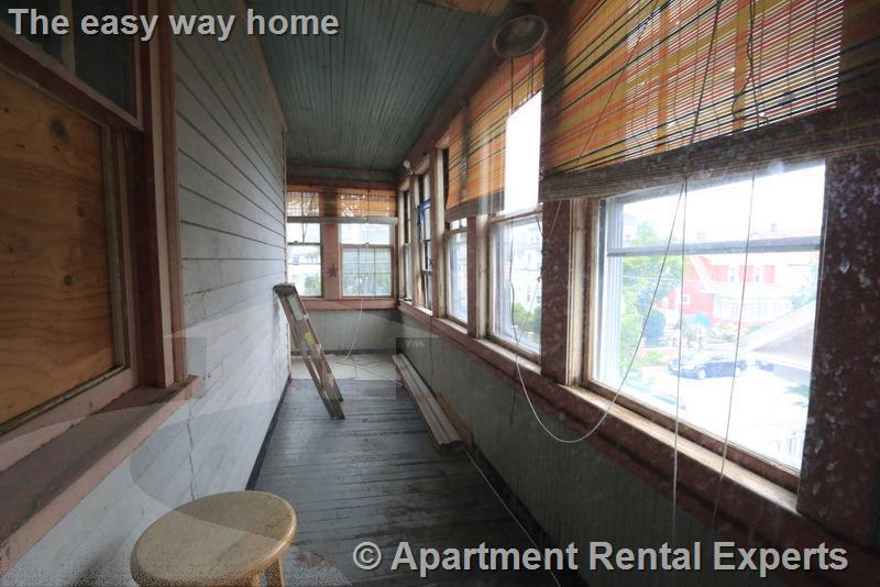 18-20 Burget Ave, Tufts