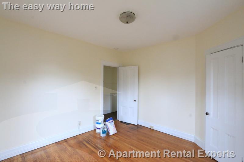 18-20 Burget Ave, Tufts