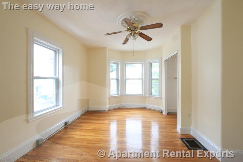 18-20 Burget Ave, Tufts