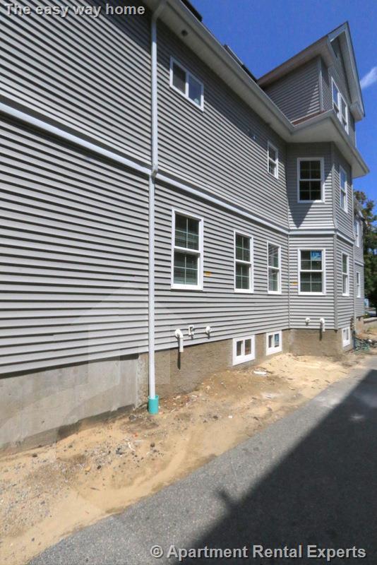 220 Massachusetts Ave, East Arlington