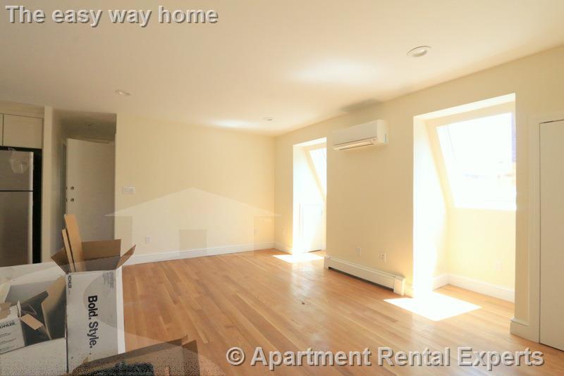 220 Massachusetts Ave, East Arlington