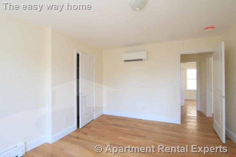 220 Massachusetts Ave, East Arlington