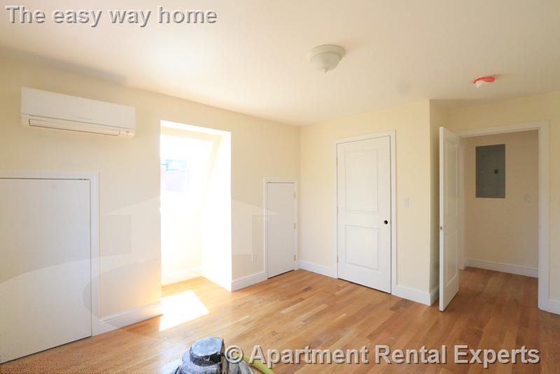 220 Massachusetts Ave, East Arlington