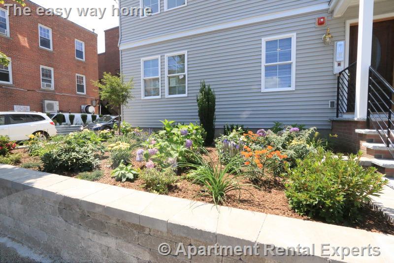 220 Massachusetts Ave, East Arlington