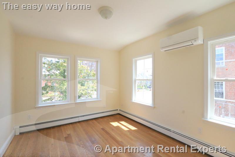 220 Massachusetts Ave, East Arlington