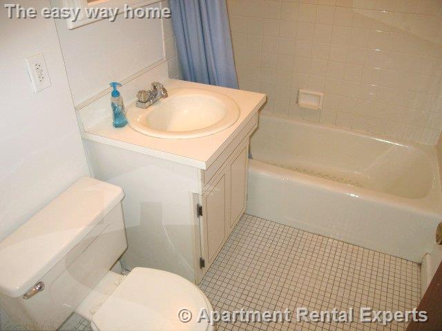 36 College Ave, Davis Square