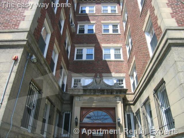 36 College Ave, Davis Square