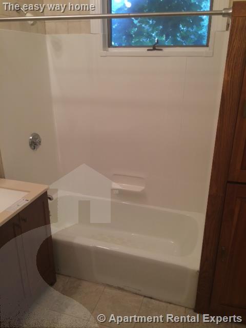 9 Bradford Ave, Winter Hill