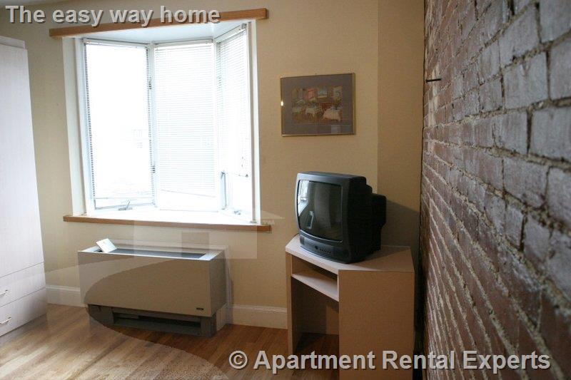 12 Mt Auburn St, Harvard Square