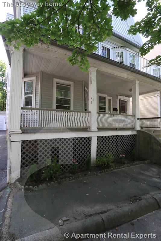 38 Ossipee Rd, Davis Square