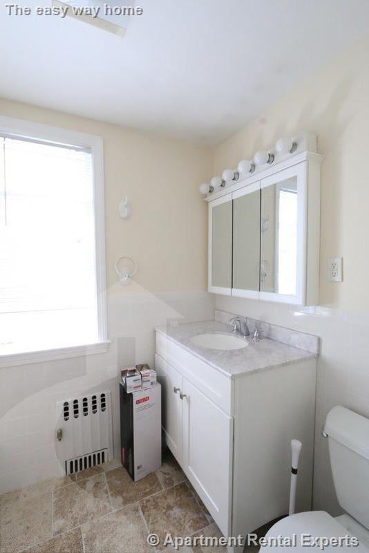 38 Ossipee Rd, Davis Square