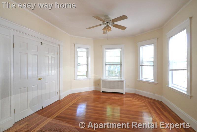 38 Ossipee Rd, Davis Square