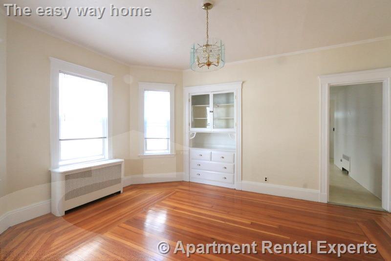 38 Ossipee Rd, Davis Square