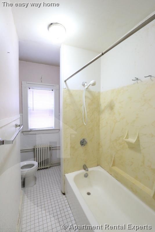 185 Lowell St, Spring Hill