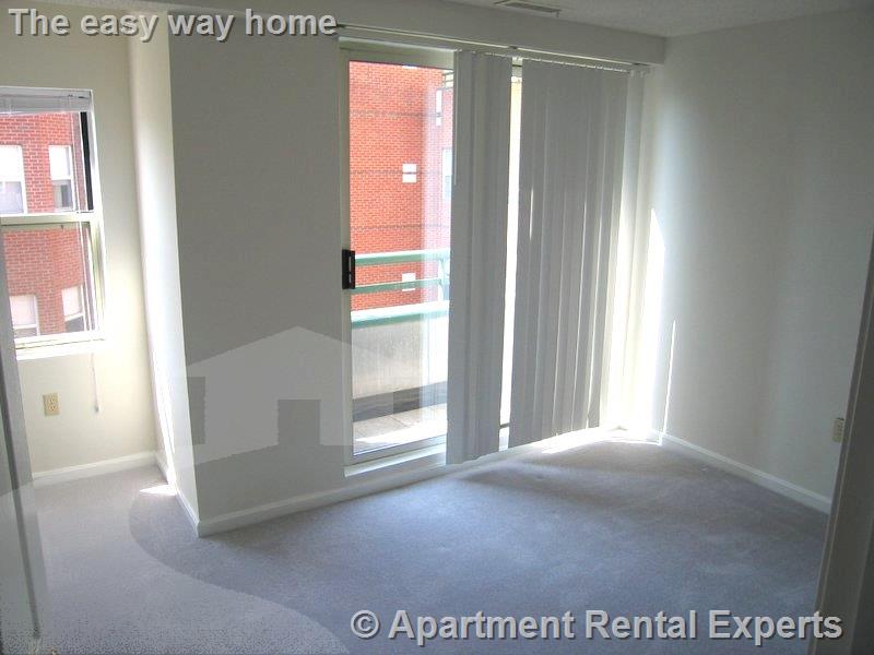 175 Beacon St, Ward Two