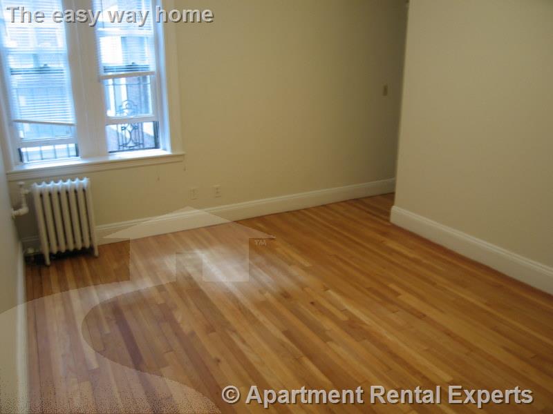 1558 Massachusetts Ave, Harvard Square