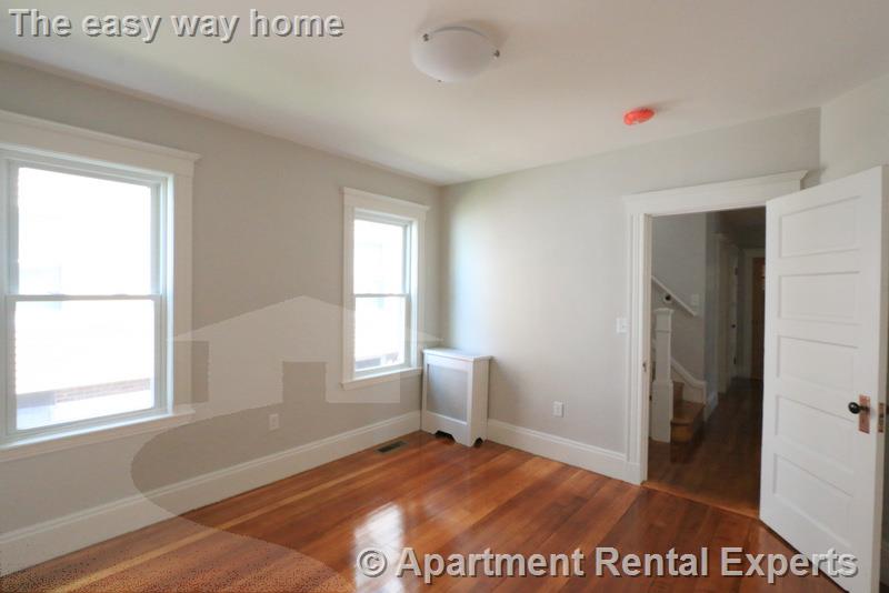 80 Lowell St, Porter Square