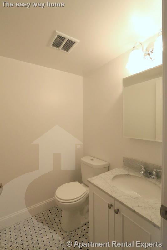 55 Langdon St, Harvard Square