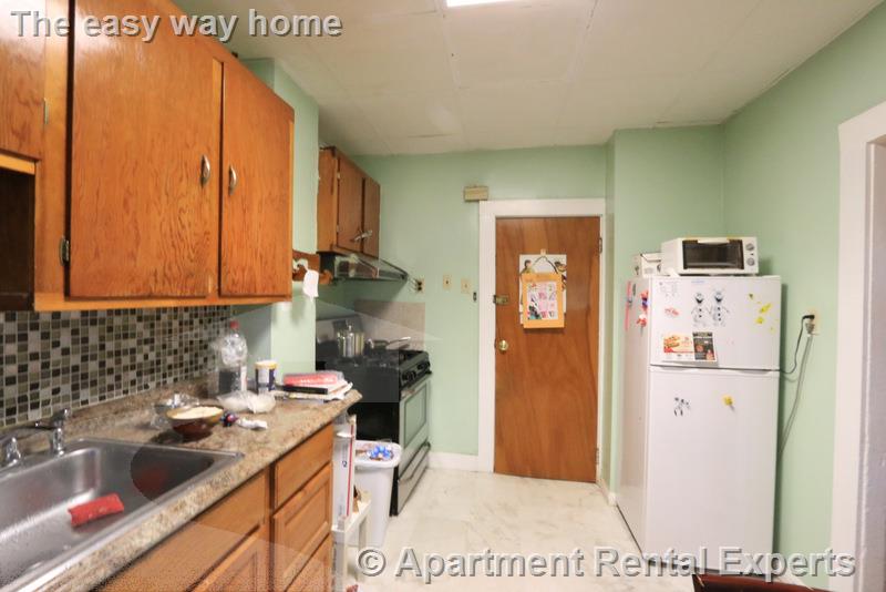 12 Evergreen Sq, Porter Square