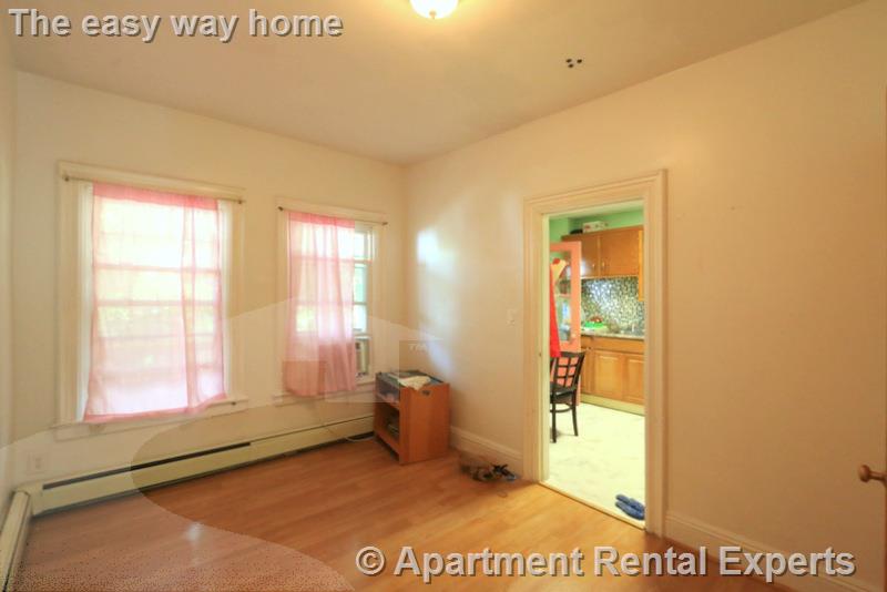 12 Evergreen Sq, Porter Square