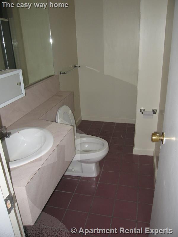 12 Mt Auburn St, Harvard Square