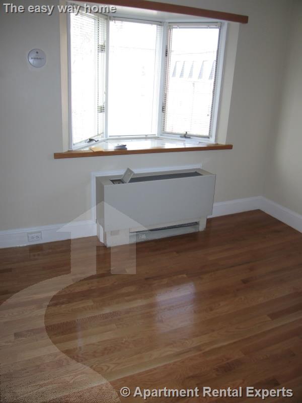 12 Mt Auburn St, Harvard Square