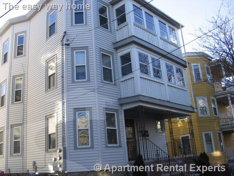 76 Conwell Ave, Teele Square