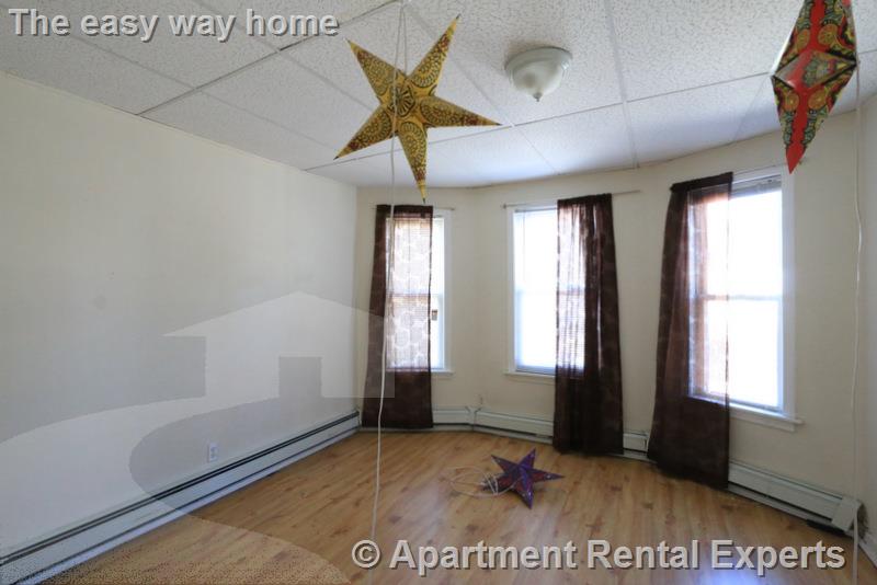 220 Western Ave, Central Square